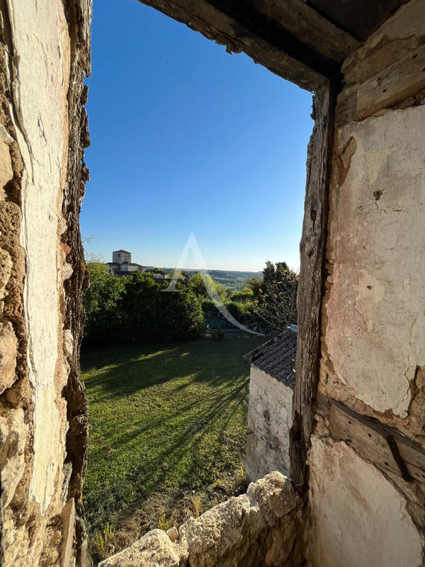 Maison - 146 m² - 2 pièces