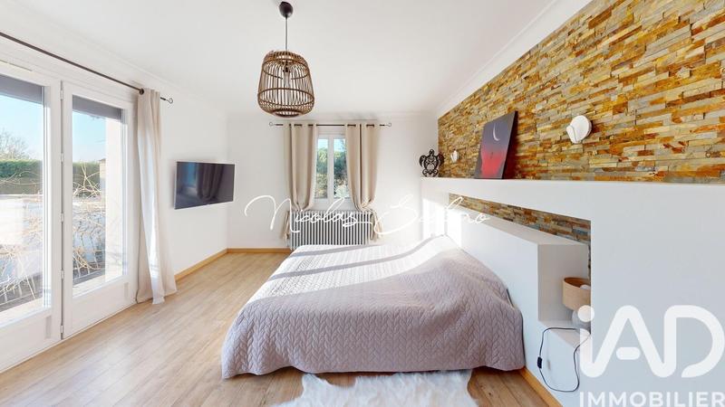 Maison - 145 m² - 6 pièces