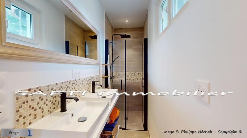 Villa - 140 m² - 6 pièces