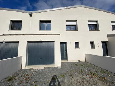 Maison - 83 m² - 5 pièces