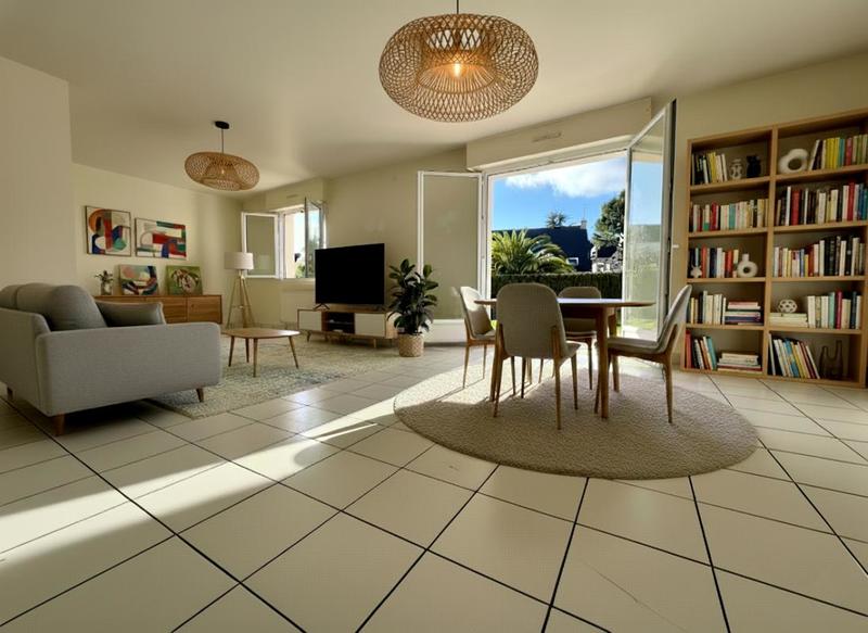 Appartement - 102 m² - 4 pièces