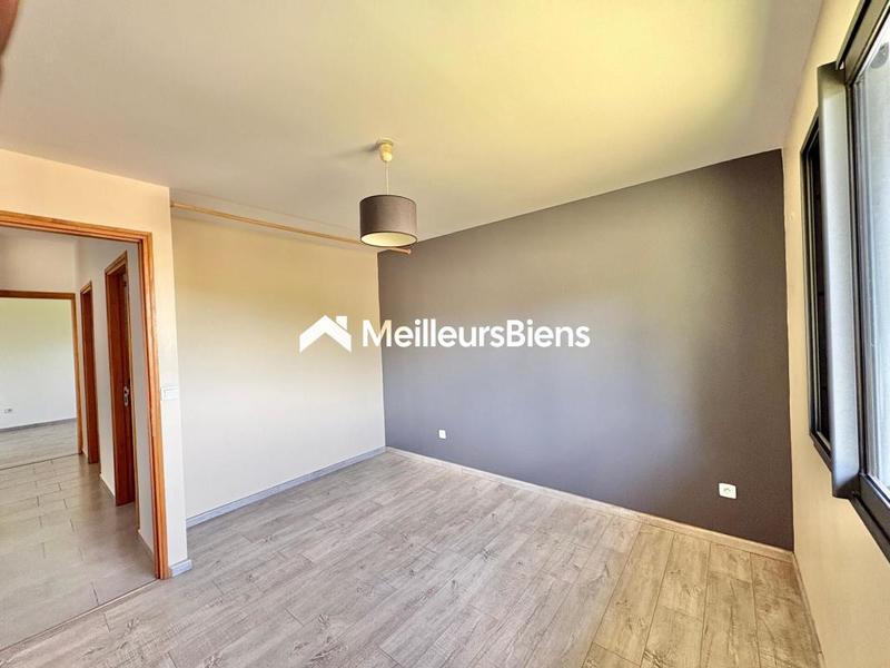 Maison - 103 m² - 4 pièces