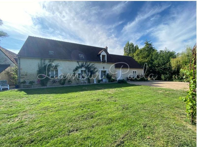 Maison - 369 m² - 10 pièces