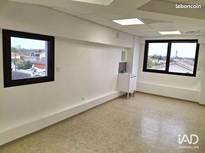 Local commercial - 18 m²