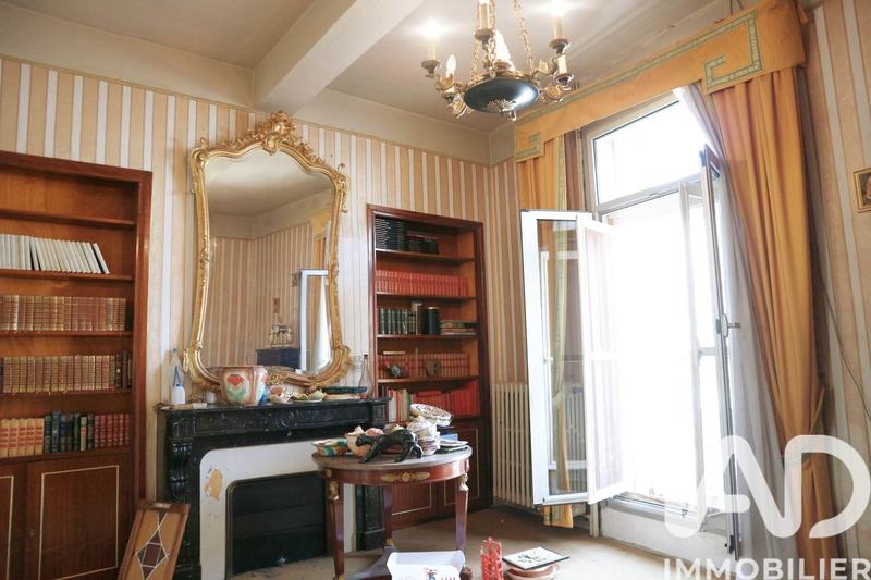 Maison - 215 m² - 8 pièces