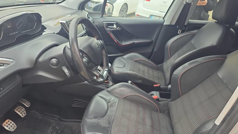 Peugeot 208 1.6 BlueHDi 120 Gt-Line