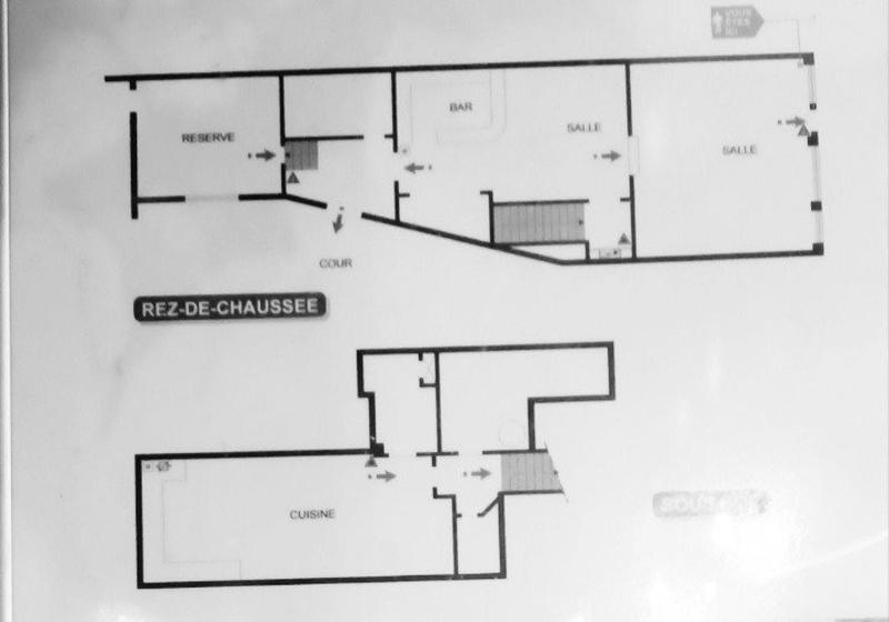 Local commercial - 140 m² - 4 pièces