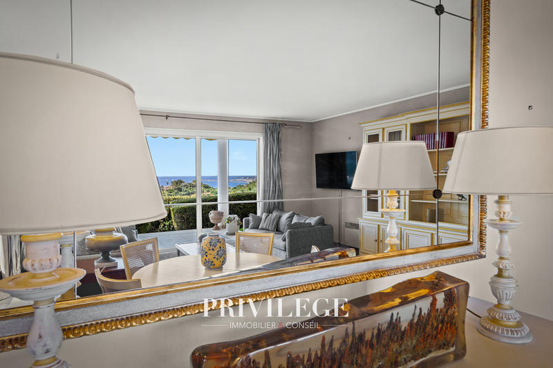 Appartement - 104 m² - 4 pièces