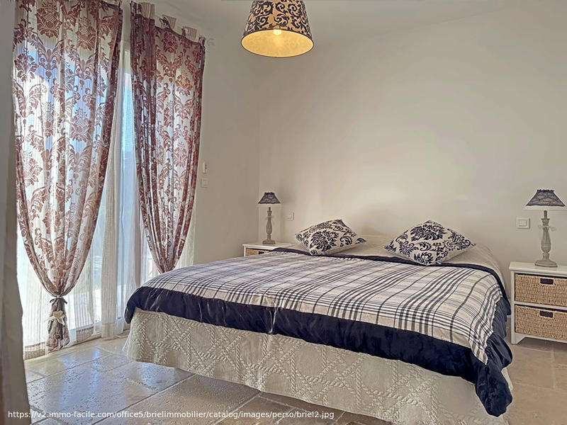 Maison - 174 m² - 7 pièces