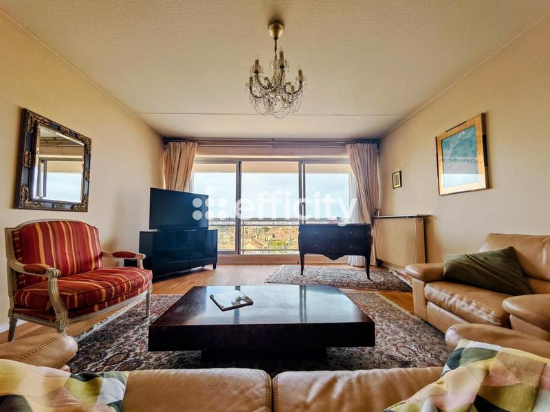 Appartement - 94 m² - 3 pièces