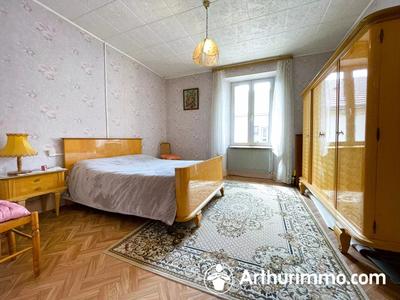 Maison - 122 m² - 5 pièces