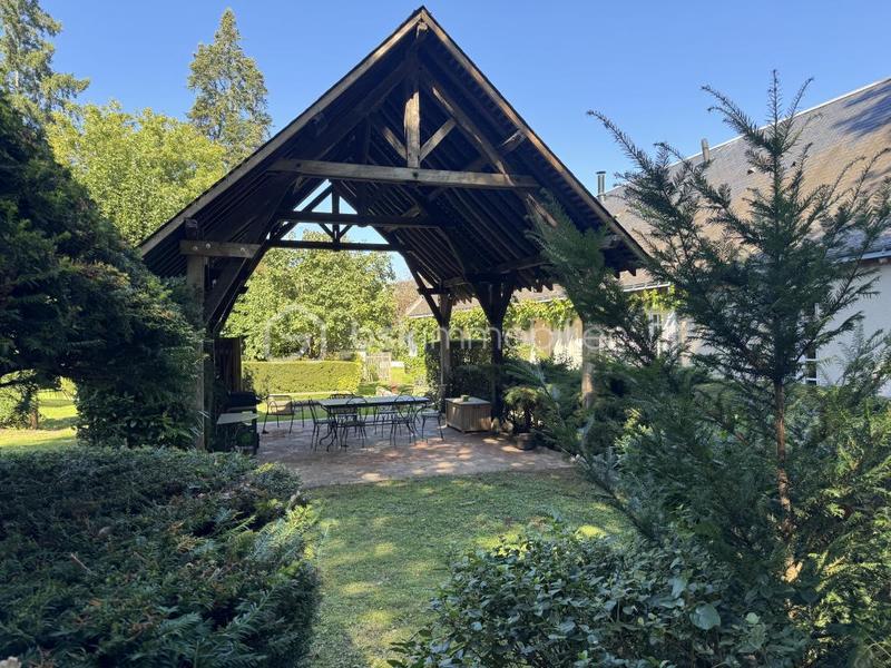 Demeure - 320 m² - 9 pièces