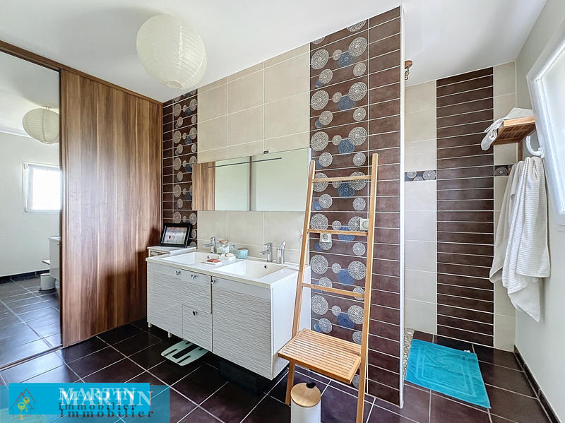 Villa - 325 m² - 10 pièces