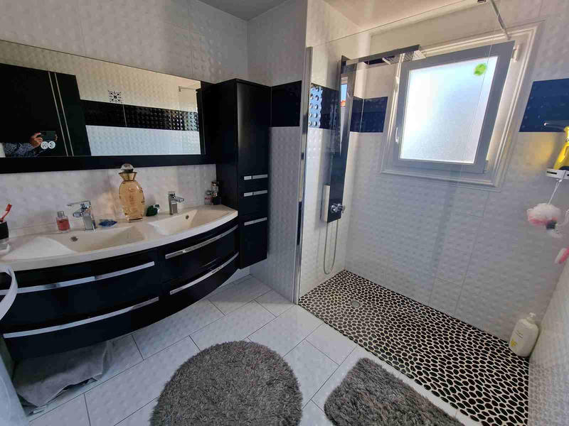 Maison - 109 m² - 4 pièces