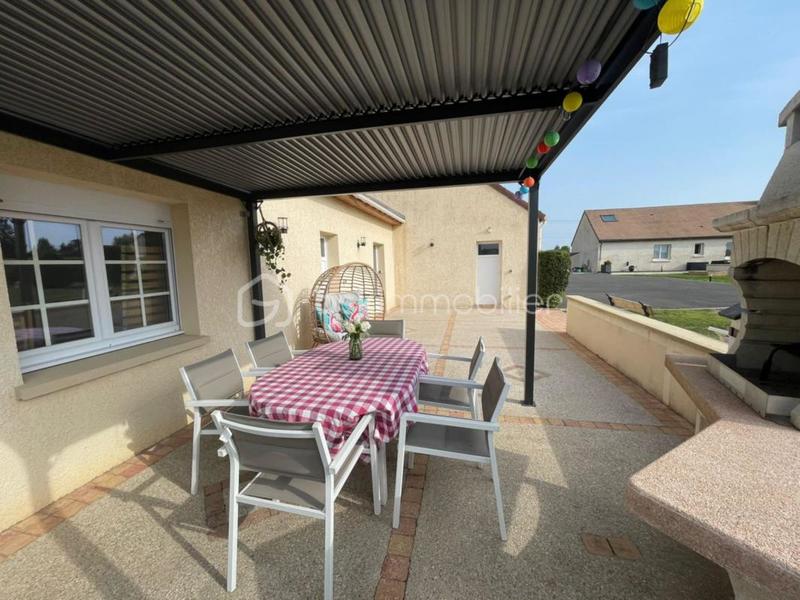 Maison traditionnelle - 148 m² - 7 pièces