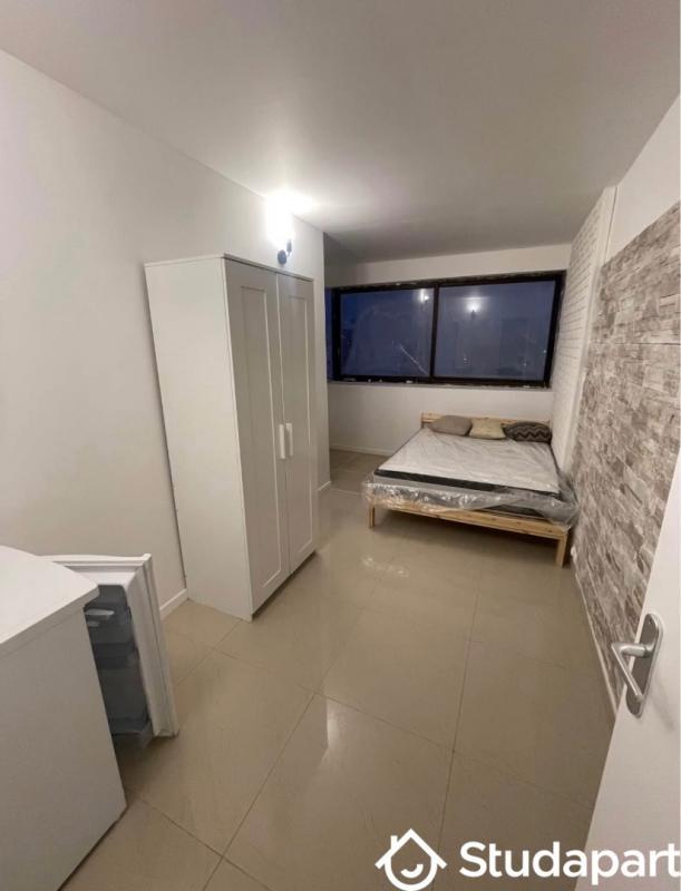 Chambre - 12 m² - 1 pièce