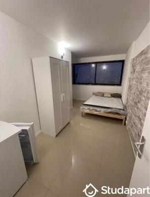 Chambre - 12 m² - 1 pièce