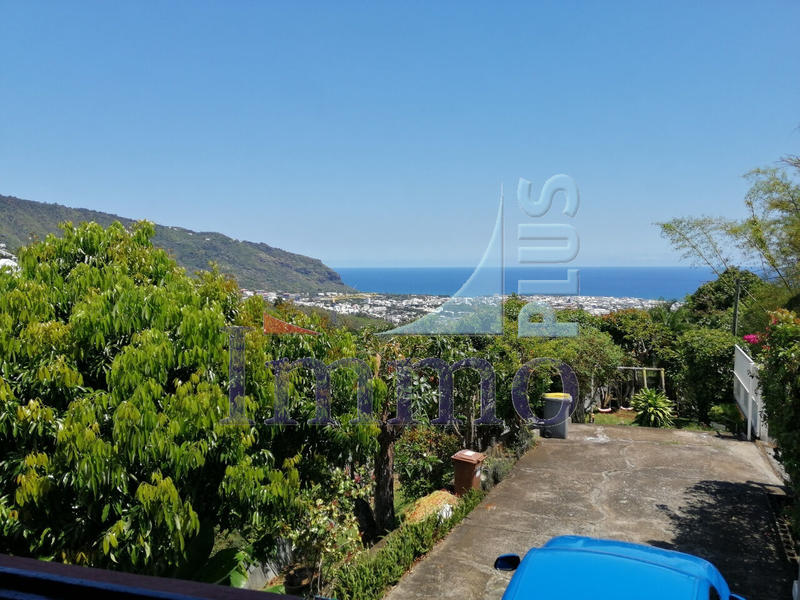 Villa - 140 m² - 5 pièces