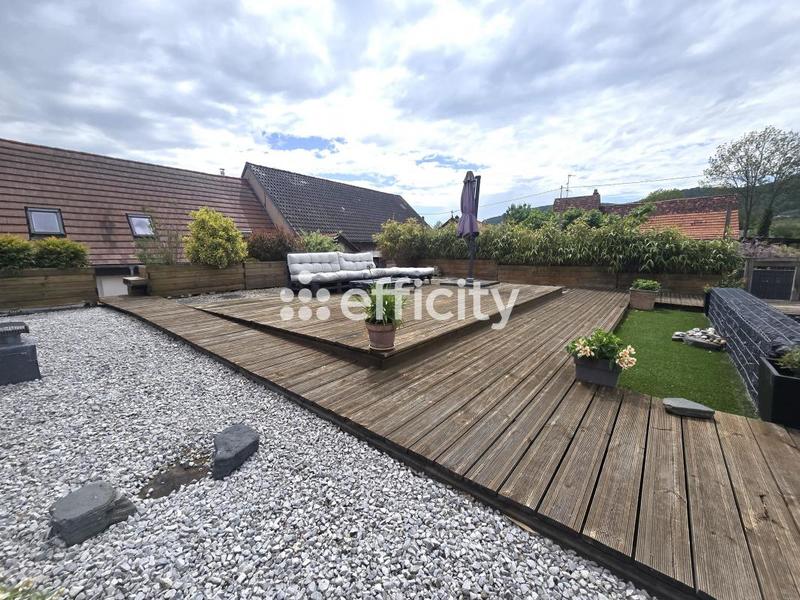 Maison - 180 m² - 7 pièces