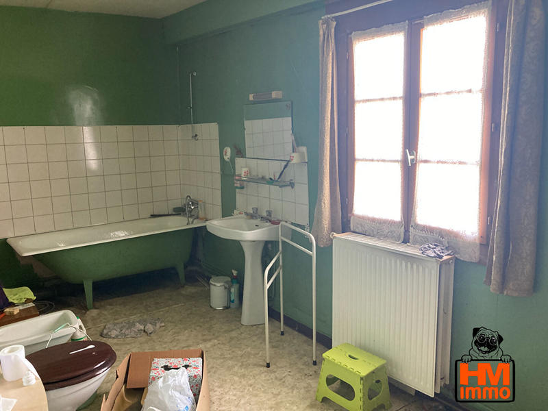 Maison - 180 m² - 8 pièces