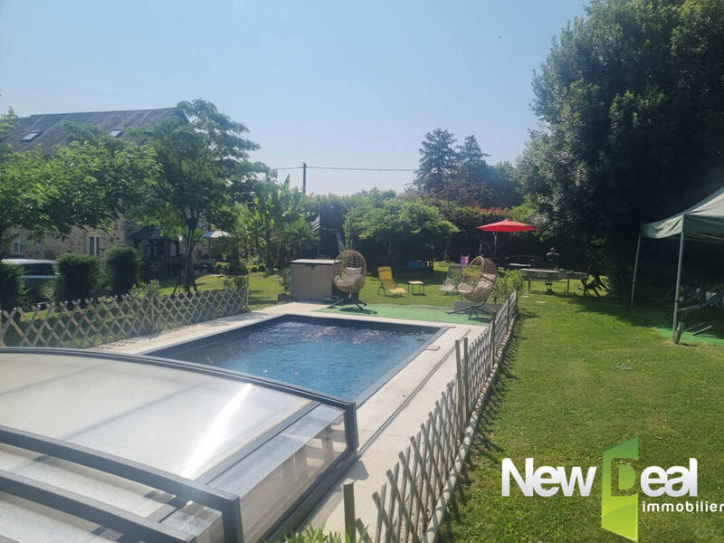 Maison en pierre - 180 m² - 7 pièces