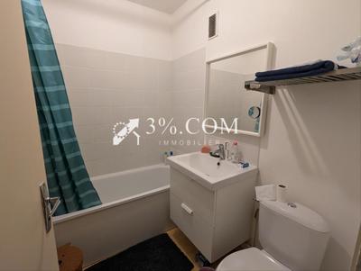 Studio - 25 m² - 1 pièce