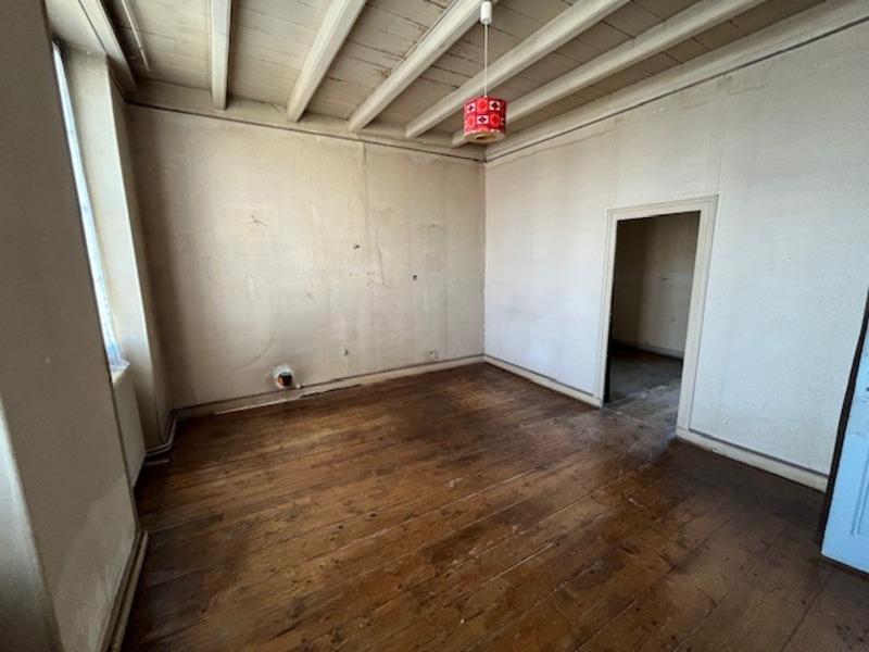 Maison - 197 m² - 11 pièces