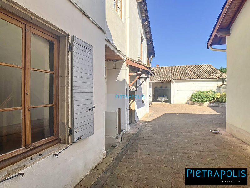 Maison ancienne - 220 m² - 10 pièces