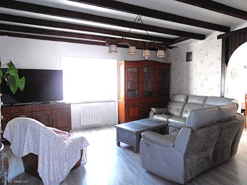 Propriété - 202 m² - 9 pièces