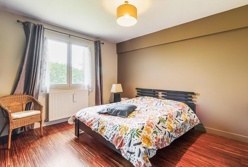 Villa - 198 m² - 6 pièces