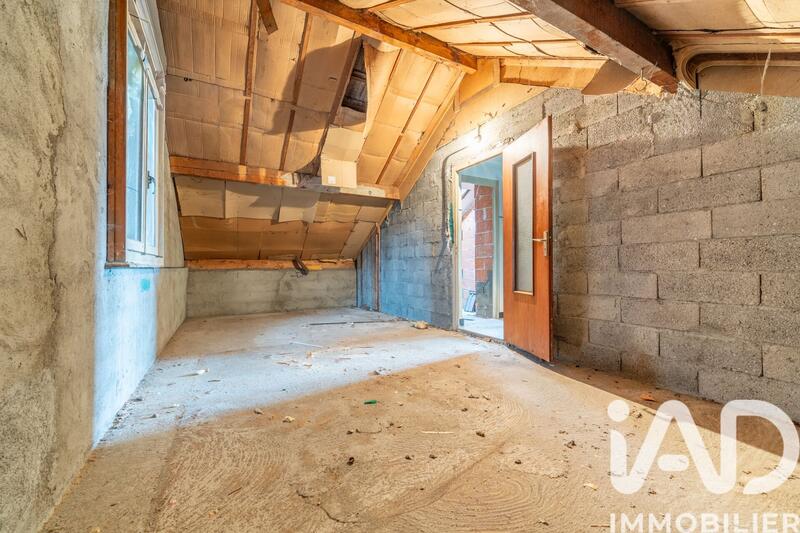 Maison - 77 m² - 5 pièces