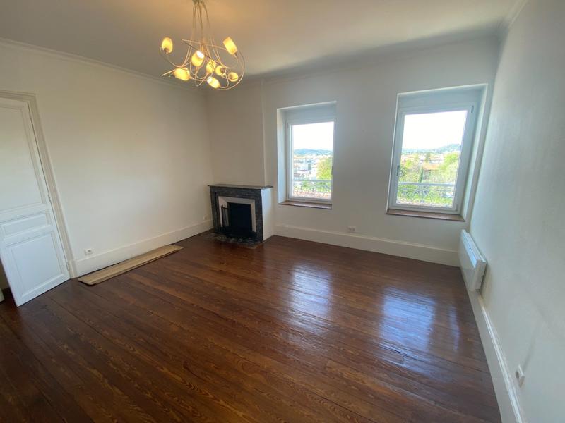 Appartement - 127 m² - 4 pièces