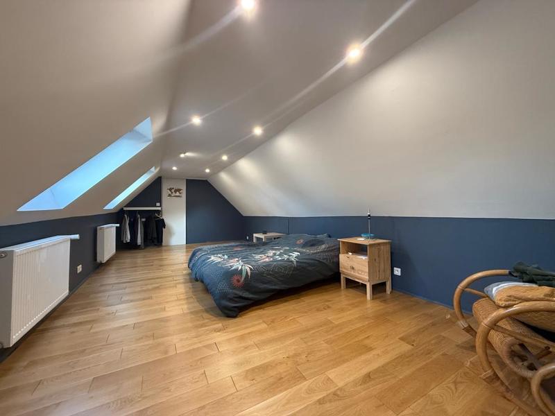 Maison - 199 m² - 7 pièces