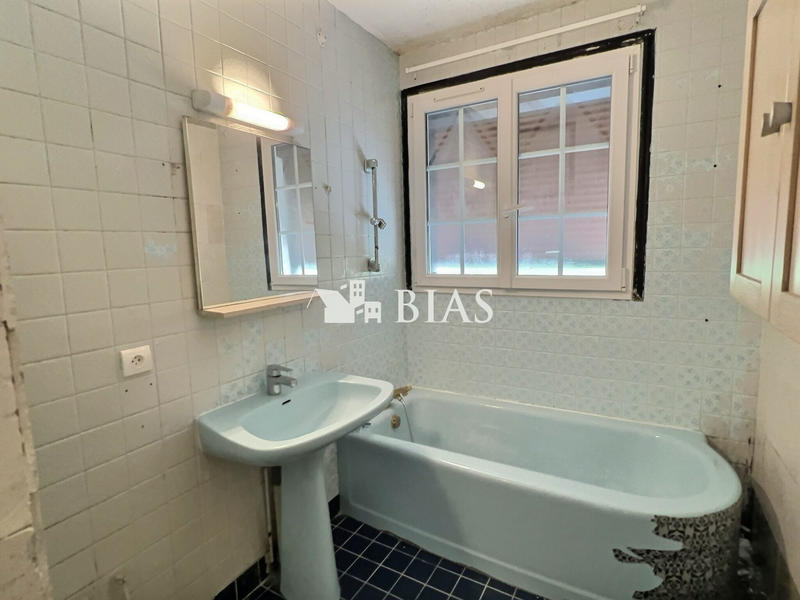 Maison - 84 m² - 5 pièces