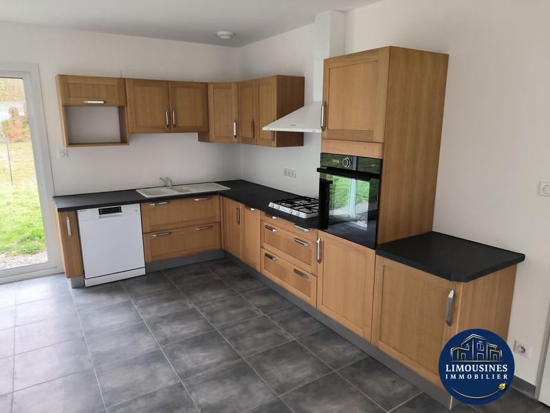 Maison - 88 m² - 5 pièces