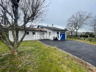 Maison - 125 m² - 4 pièces