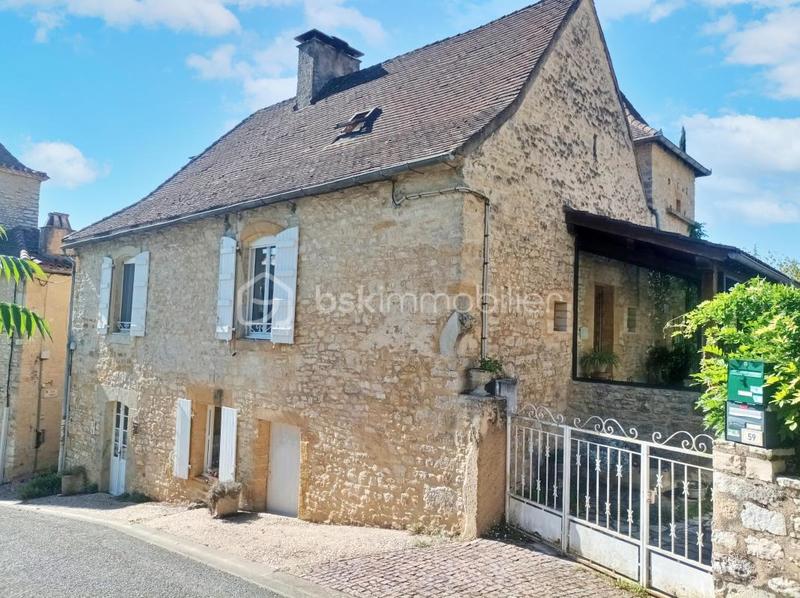 Demeure - 114 m² - 7 pièces