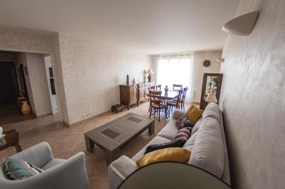 Appartement - 79 m² - 4 pièces