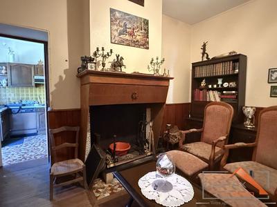 Maison - 253 m² - 10 pièces