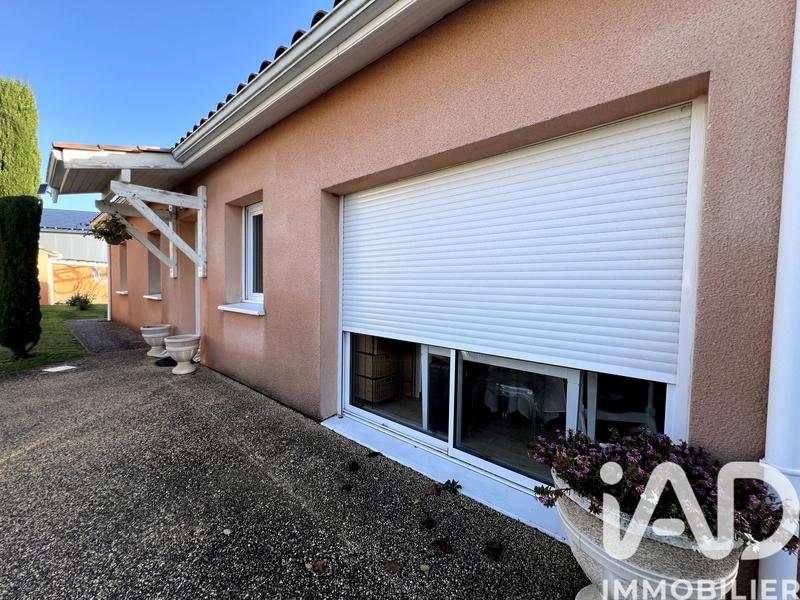 Maison - 99 m² - 5 pièces