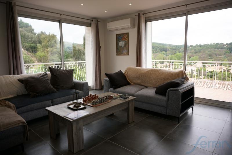 Villa - 210 m² - 8 pièces