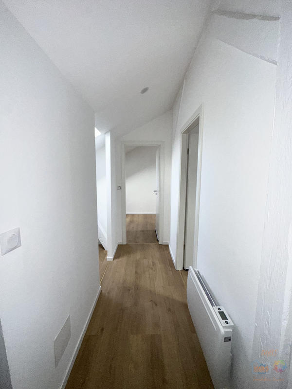 Appartement - 80 m² - 3 pièces