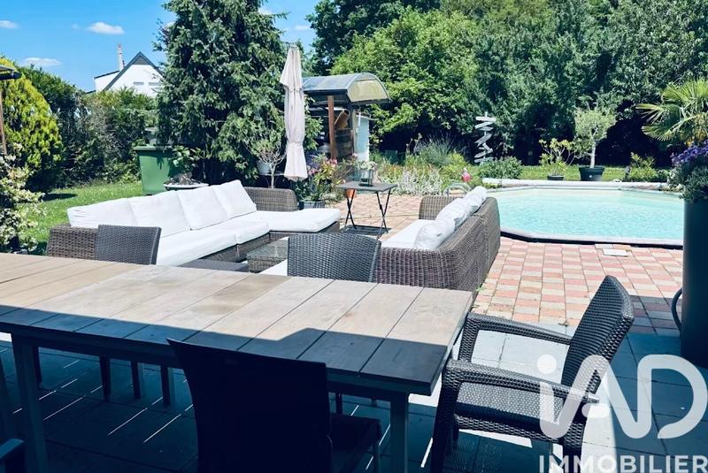 Maison - 153 m² - 8 pièces