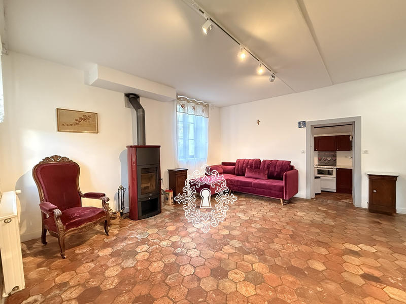 Maison - 179 m² - 5 pièces