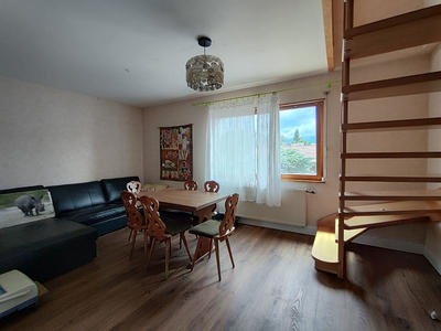 Maison - 200 m² - 9 pièces