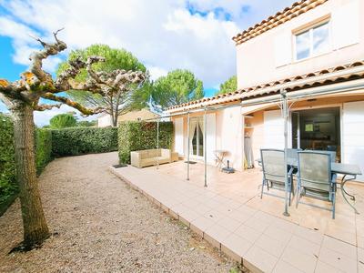 Maison - 99 m² - 5 pièces