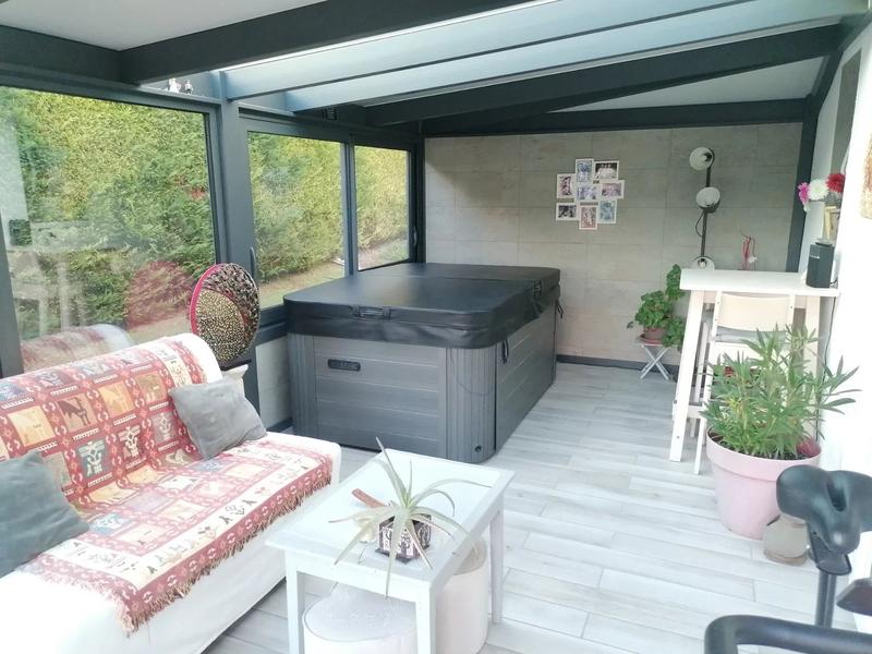 Maison - 98 m² - 4 pièces