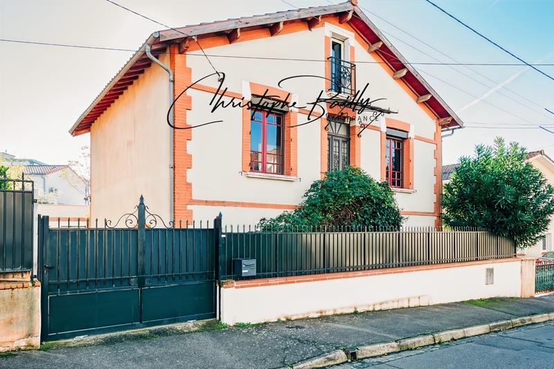 Maison traditionnelle - 101 m² - 6 pièces