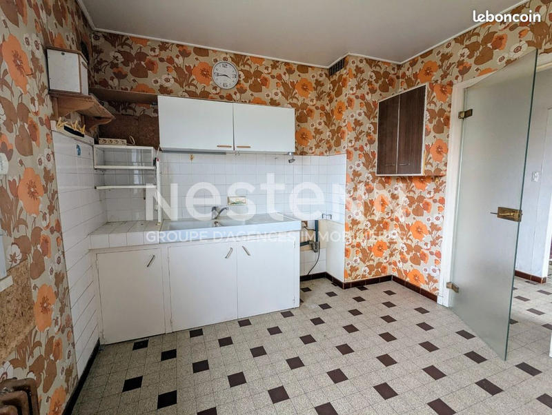 Maison - 92 m² - 6 pièces