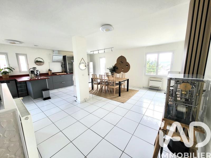 Maison - 145 m² - 4 pièces